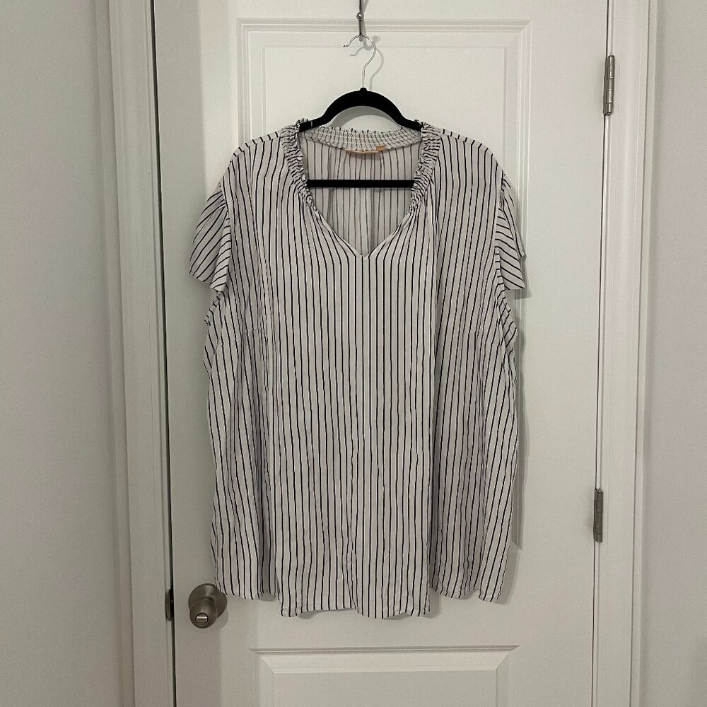Evri Black & White Striped Lightweight Breathable Blouse Size 4X